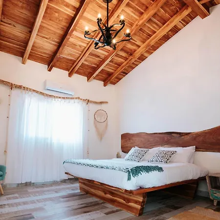 Beach Break Hotel & Surf Camp De Playa Venao-3
